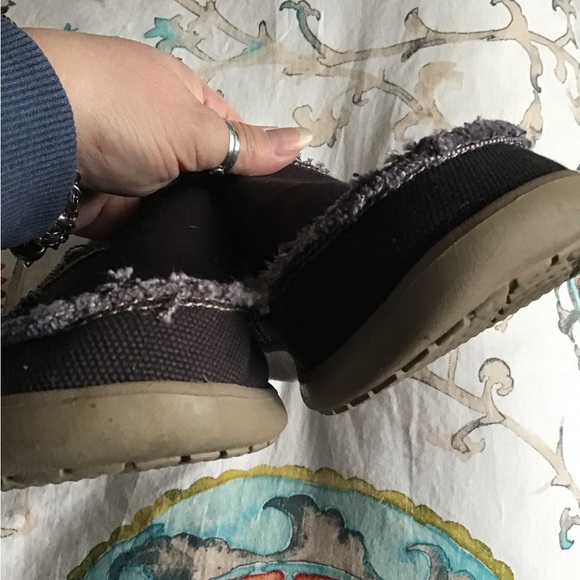 CROCS Men's Grey Canvas Slip-Ons - Picture 5 of 6